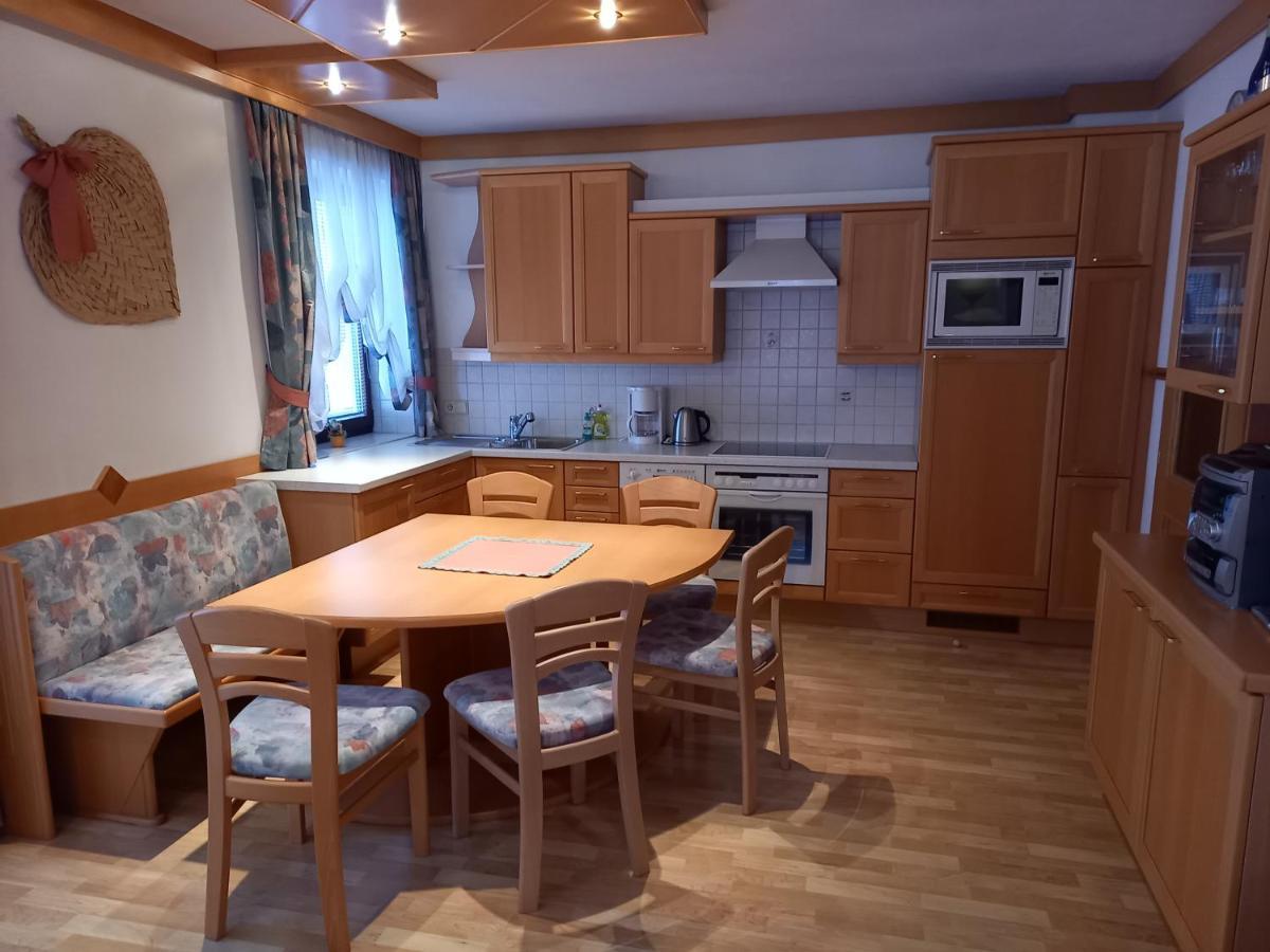 Appartement Iva Флатах Екстериор снимка